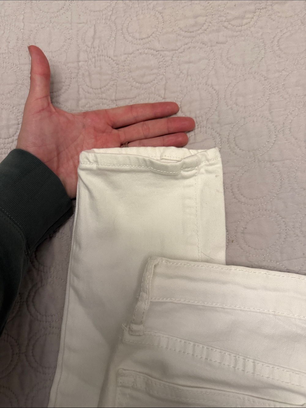 White Women's Slim Fit Jeans size 4 - Picture 3 of 5